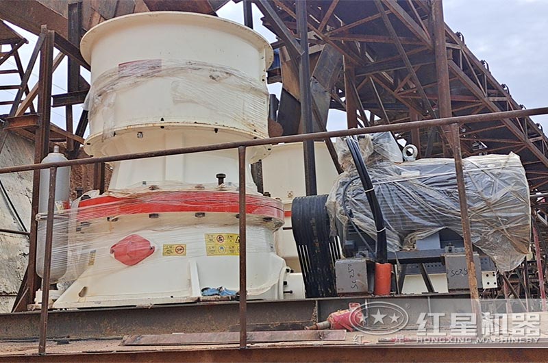 圓錐破碎機(jī) 圓錐破碎機(jī)